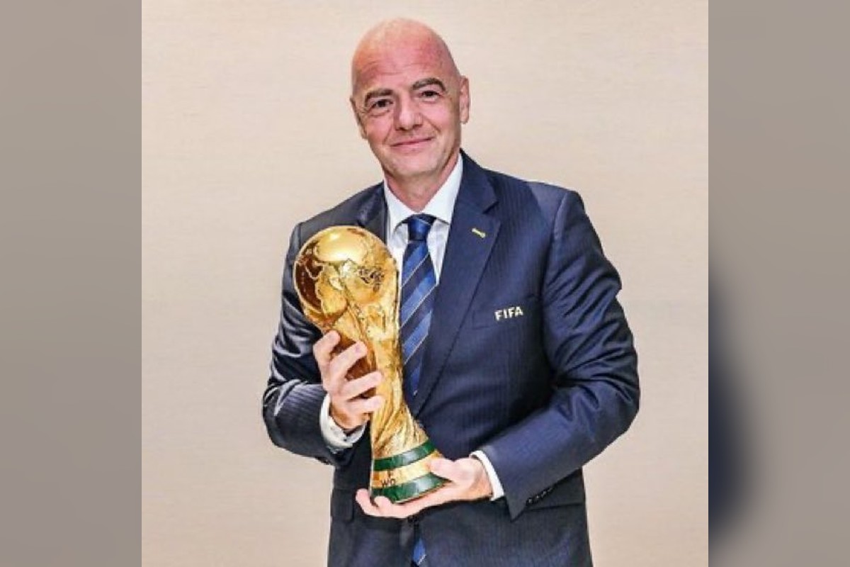 Gianni Infantino junto al trofeo del Mundial 2026 | Foto: Cortesía