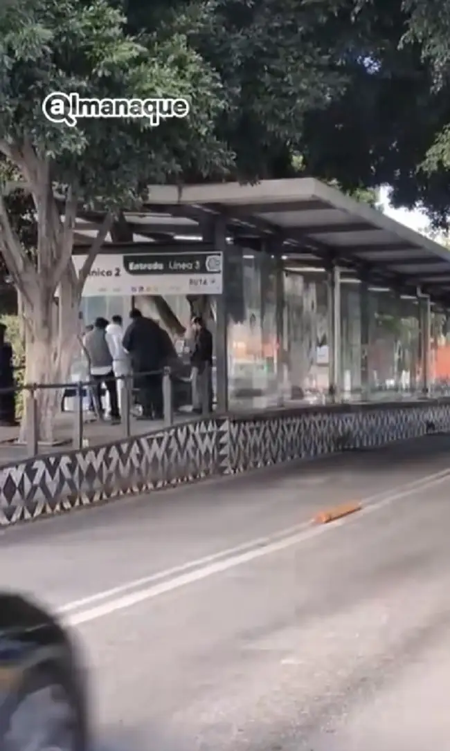 Intentan robarse dinero de máquina de recarga de una estación de la Línea 3 de RUTA 2 Reportan un intento de robo en una estación de RUTA