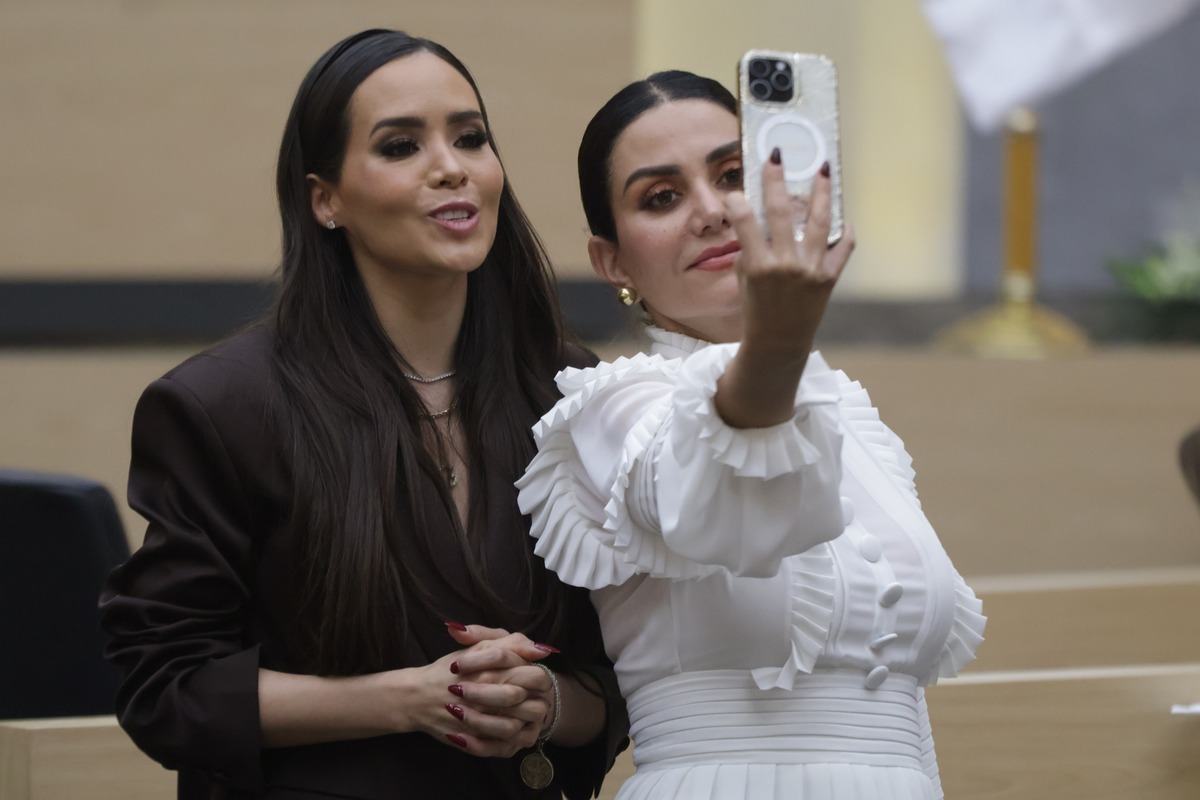Grace Palomares, durante una sesión ordinaria del Congreso de Puebla, en medio de la polémica por comentarios contra adultos mayores | Foto: Agencia Enfoque