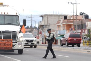 Una mujer relató en redes sociales cómo fue víctima de un asalto en la México-Tuxpan, a la altura de la presa Tejocotal | Foto: Cortesía