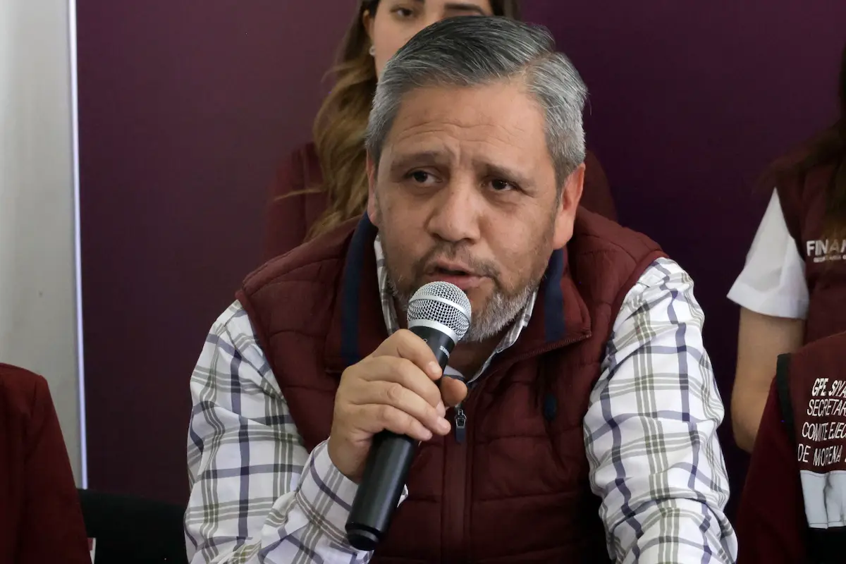 Morena exige a la alcaldesa de Atlixco que consuma local tras comprar flores a firma foránea