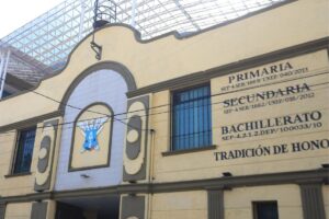 Padres se oponen al cierre de la academia Ignacio Zaragoza