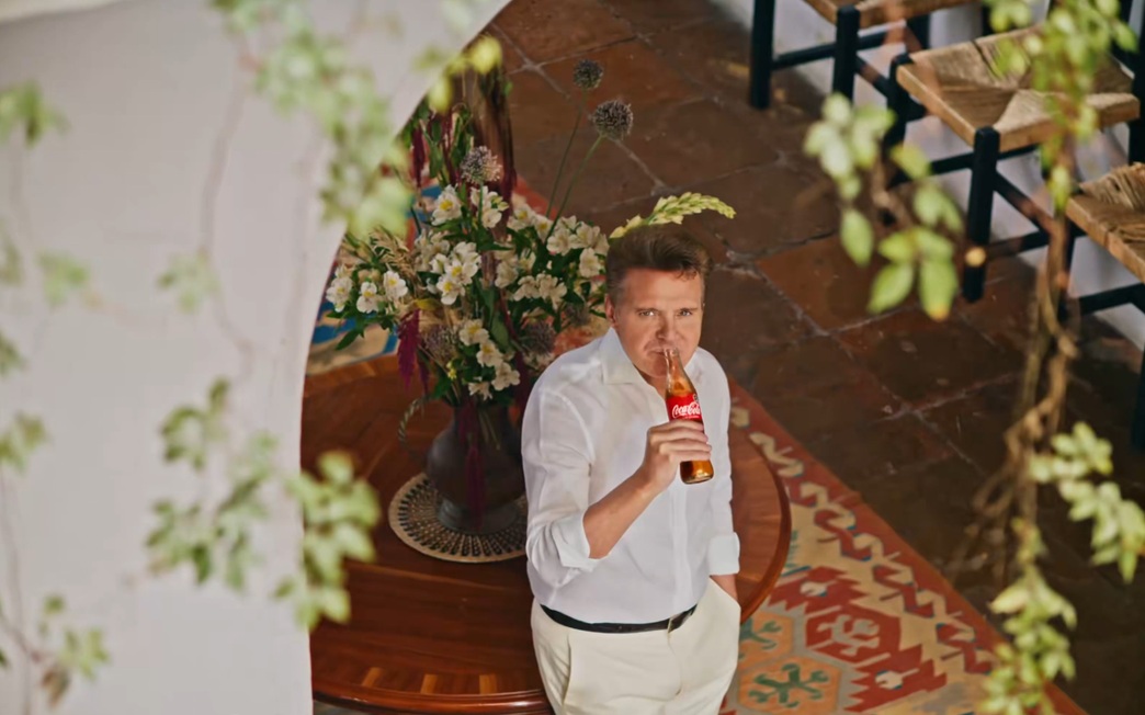 Luis Miguel aparece en comercial de Coca-Cola
