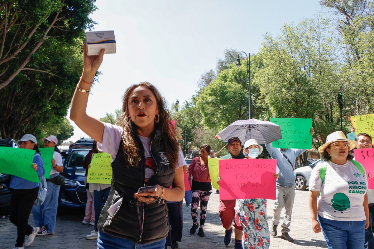 Desabasto en el IMSS: debe viajar 3 horas para conseguir medicina