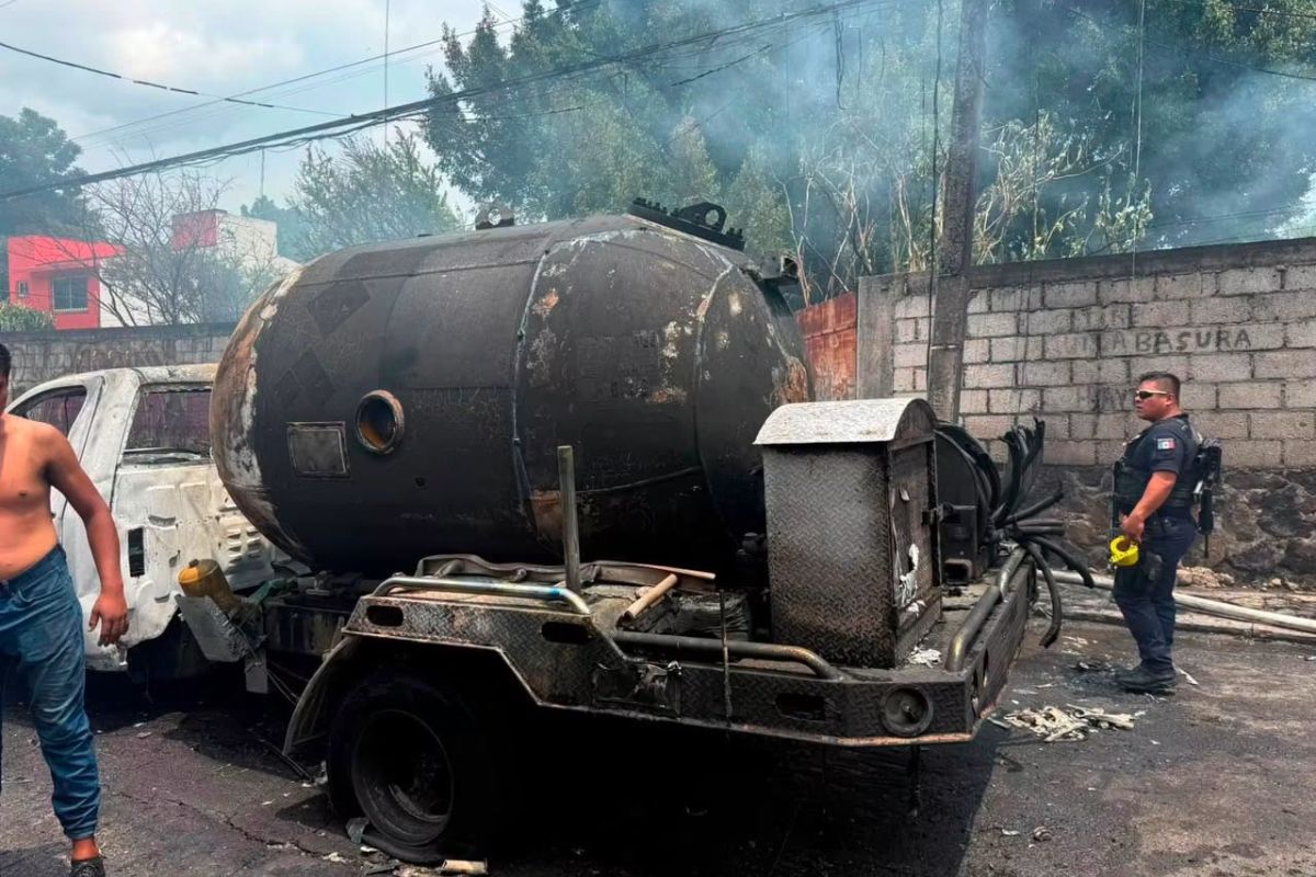 El momento de la explosión de una pipa de gas en Cuernavaca que dejo 20 heridos