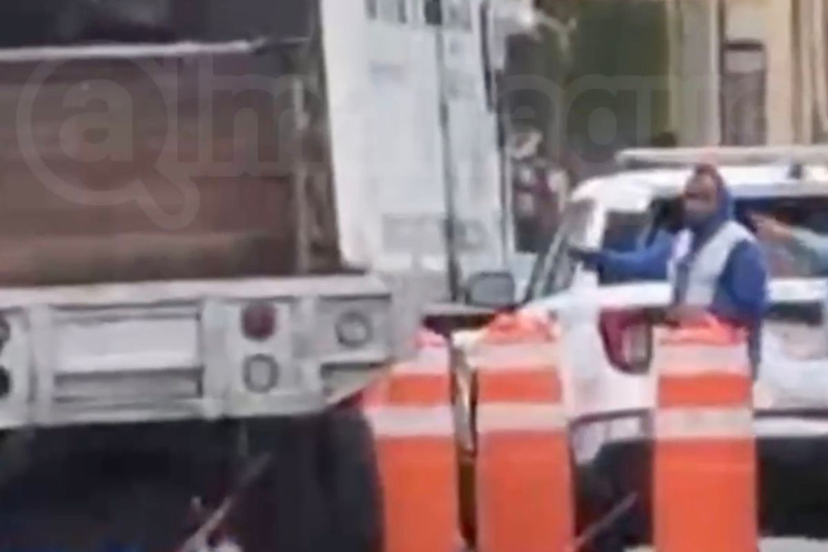 Muere trabajador en la 23 Poniente durante maniobras de descarga de un camión de paquetería