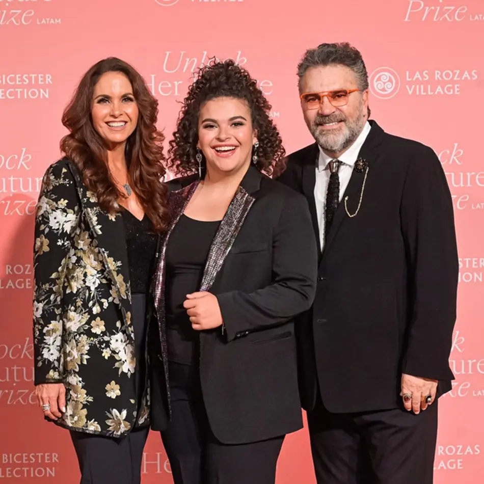Disco de Lucero y su hija no se grabará por esta razón
