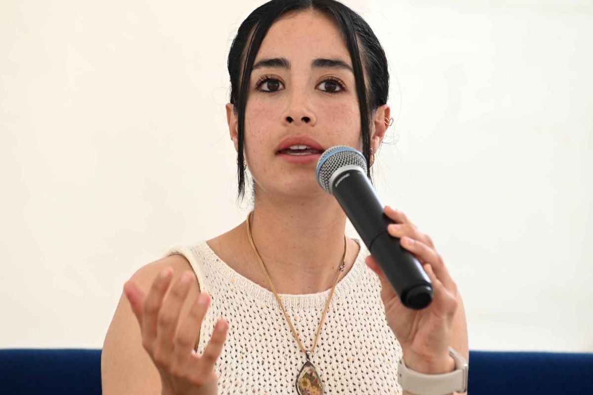 VIDEO: Katia Itzel rechaza firmar camiseta de Pumas y desata debate en redes 2 Katia Itzel rechaza firmar camiseta de Pumas