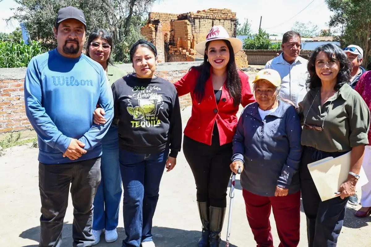 Tonantzin Fernández da inicio a nueva obra con sentido social en San Juan Tlautla