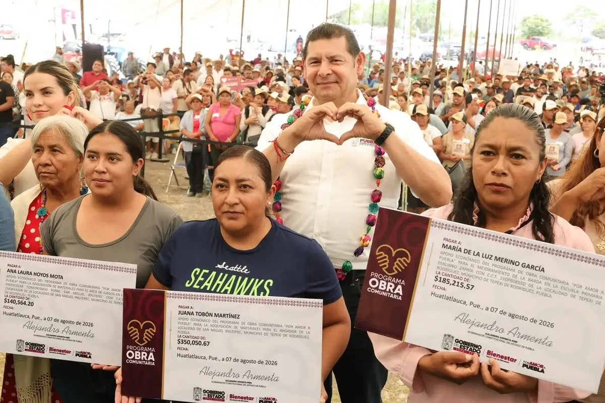 Infraestructura carretera y obra comunitaria construyen bienestar en Huatlatlauca: Armenta Mier