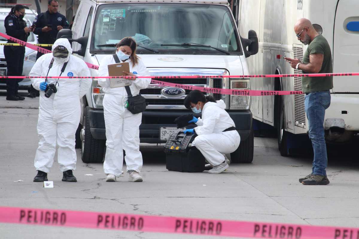 Autoridades investigan el ataque armado donde un hombre fue asesinado en San Pablo Xochimehuacan | Foto: Cortesía