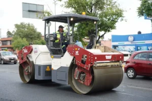 Supervisa Pepe Chedraui trabajos del Tren Capitalino de Pavimentación en bulevar Héroes del 5 de Mayo
