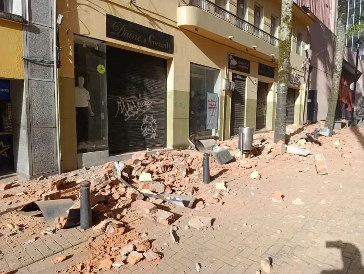 Temblor de 7.4 en Colombia hoy deja al menos 20 muertos y varios heridos 2 Temblor en Colombia hoy 10 de agosto deja al menos 20 muertos