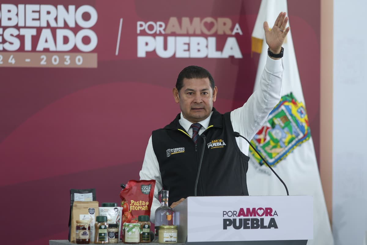 Infonavit pidió predios a Puebla: Armenta