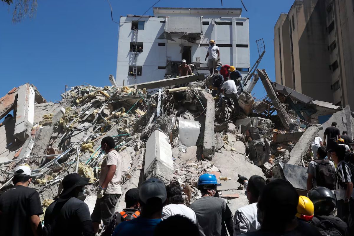 Edificaciones colapsadas en Pereira tras el sismo de magnitud 7,4 en Colombia | Foto: Cortesía