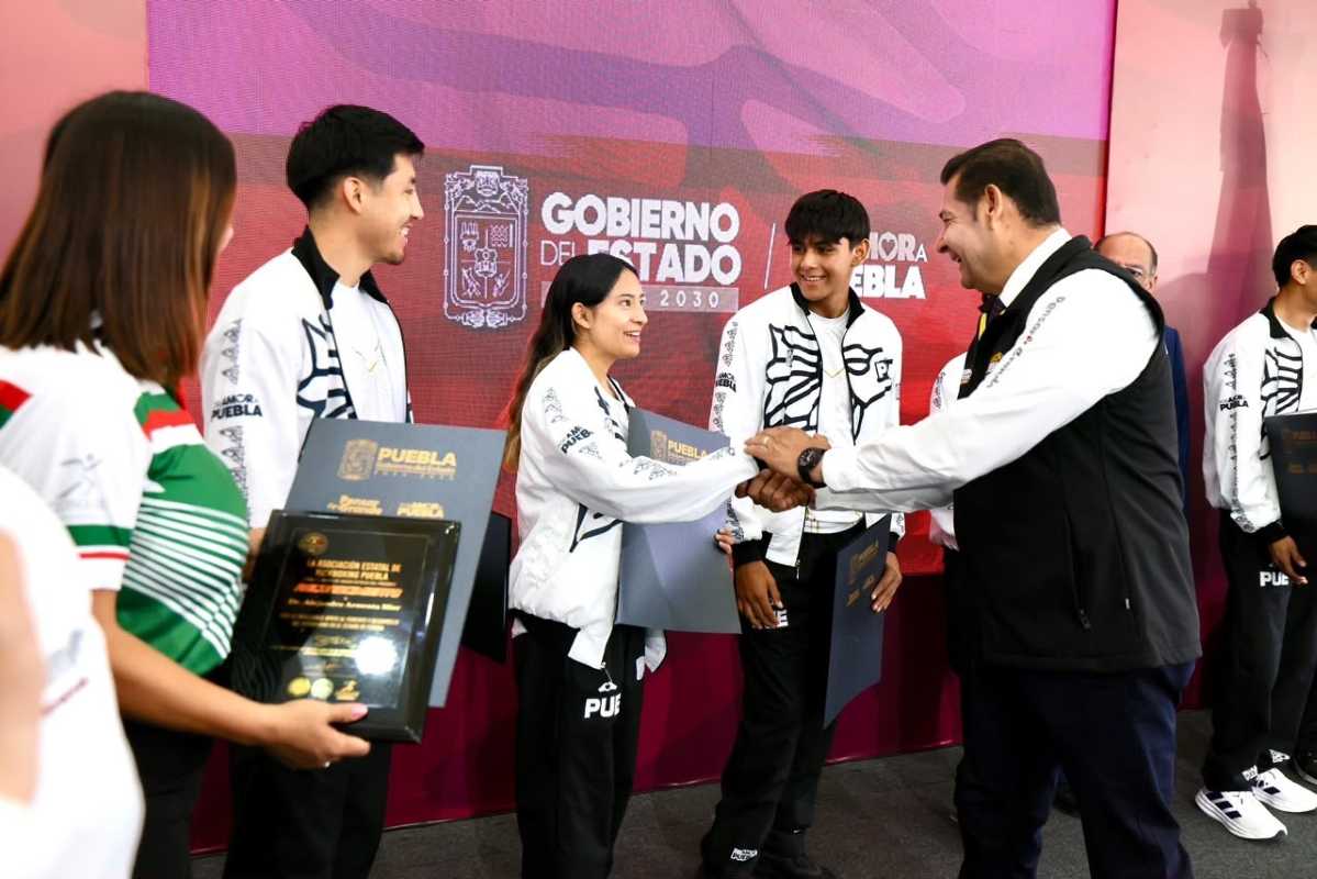 Los seis atletas poblanos de Kickboxing competirán en el Panamericano y el Mundial Juvenil 2026 | Foto: Cortesía