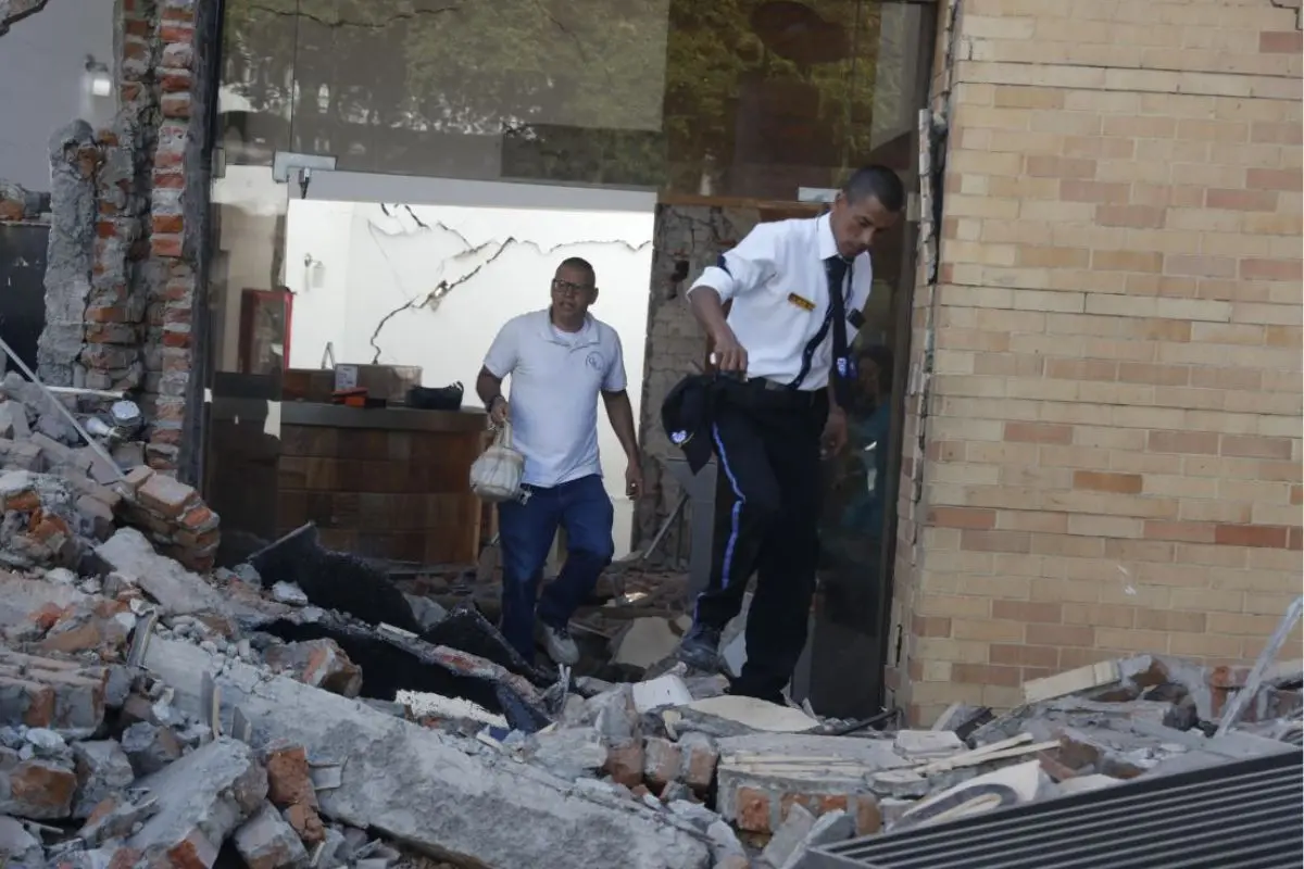 Burger King ayuda a afectados por el temblor en Colombia