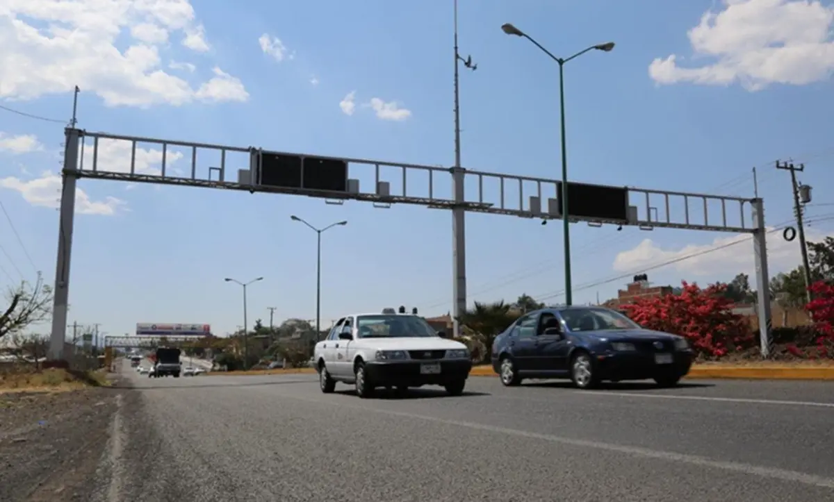 SICT instala dos arcos de seguridad en la México-Puebla