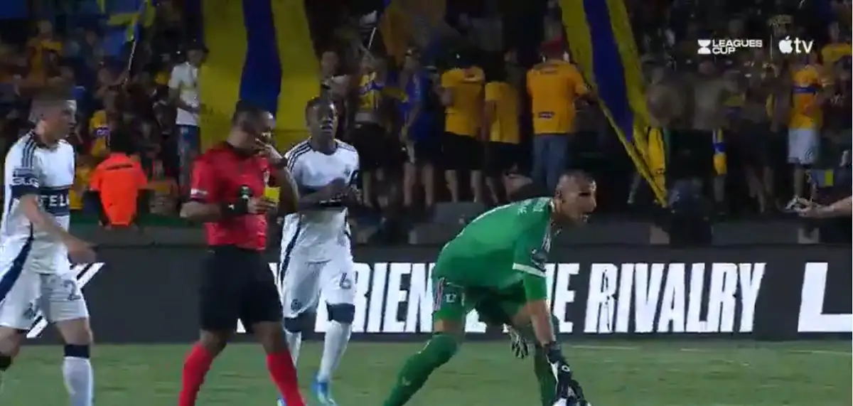 (VIDEOS) Expulsión de Nahuel Guzmán termina en show