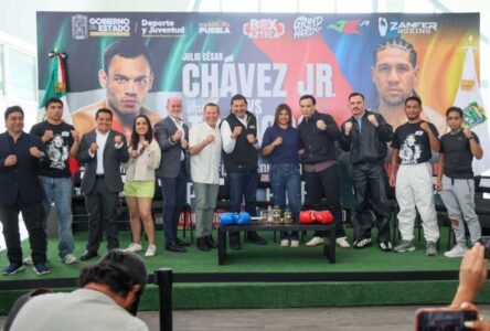 Alejandro Armenta Mier presenta Pelea con Causa en Puebla | Foto: Cortesía