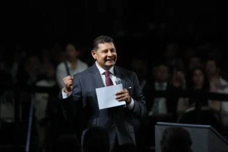 El futuro de Puebla se construye con resultados y de la mano del pueblo: Armenta Mier