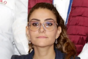Nay Salvatori se retracta: debo estar en bancada de Morena