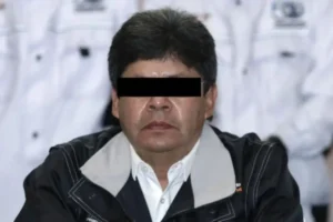 Detienen a exdirigente sindical de Volkswagen y a extesorero