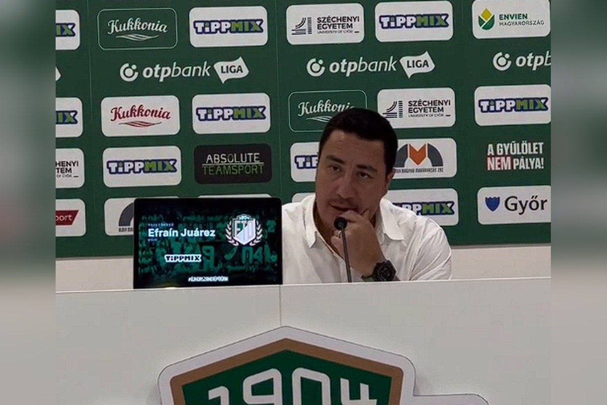 Efraín Juárez en conferencia de prensa tras la eliminación de Győri ETO | Foto: Cortesía