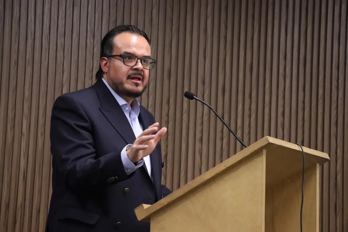 Dialogan en el Congreso de Puebla sobre la implementación de la inteligencia artificial en los procesos legislativos
