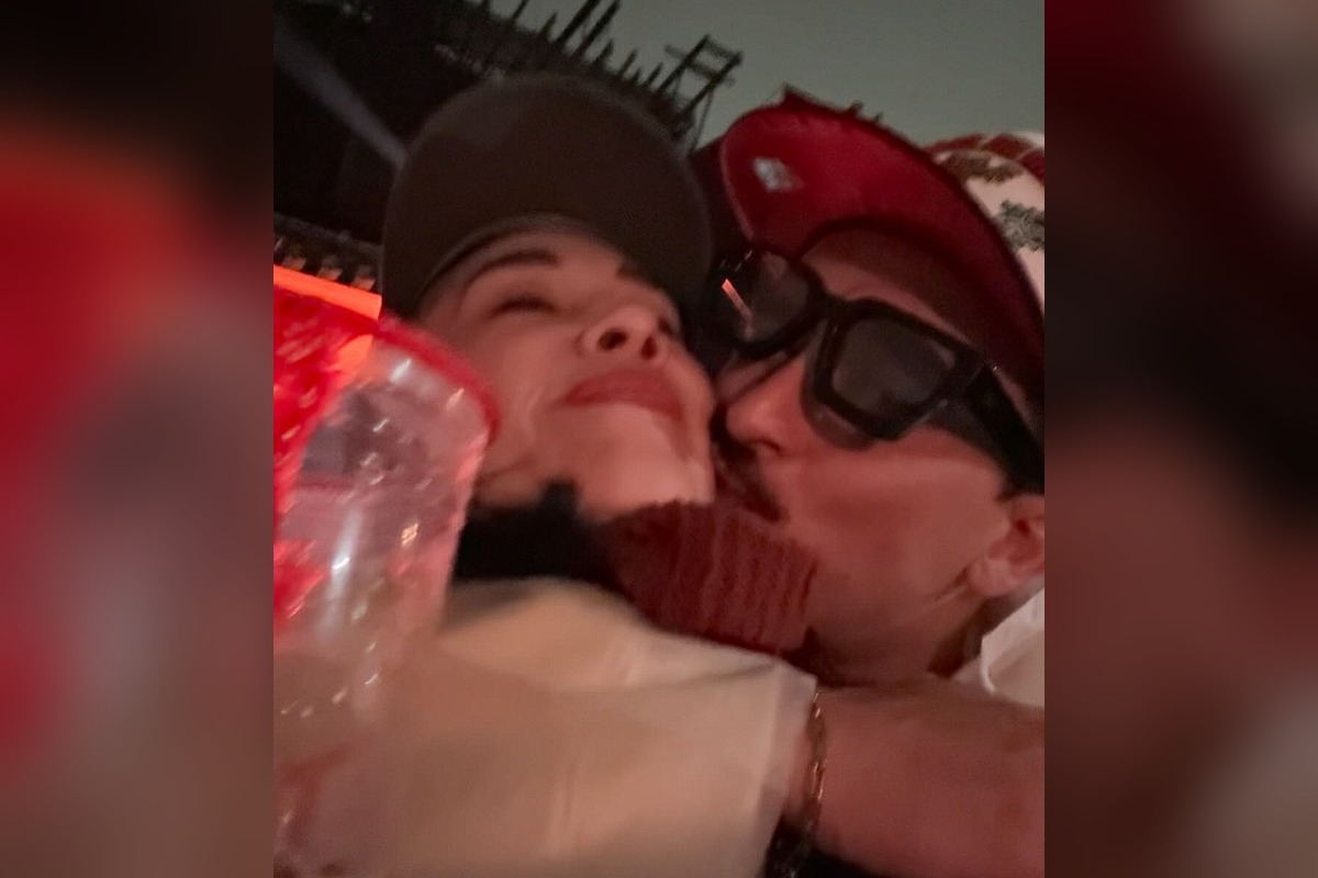 Susa Zabaleta y Ricardo Pérez terminaron: la pareja en una selfie abrazados durante una salida nocturna | Foto: Cortesía