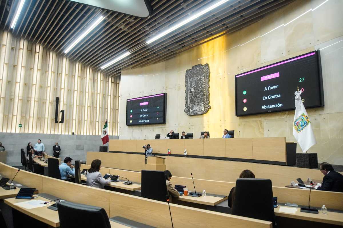 Pleno del Congreso de Puebla durante una votación en sesión extraordinaria | Foto: Agencia Enfoque