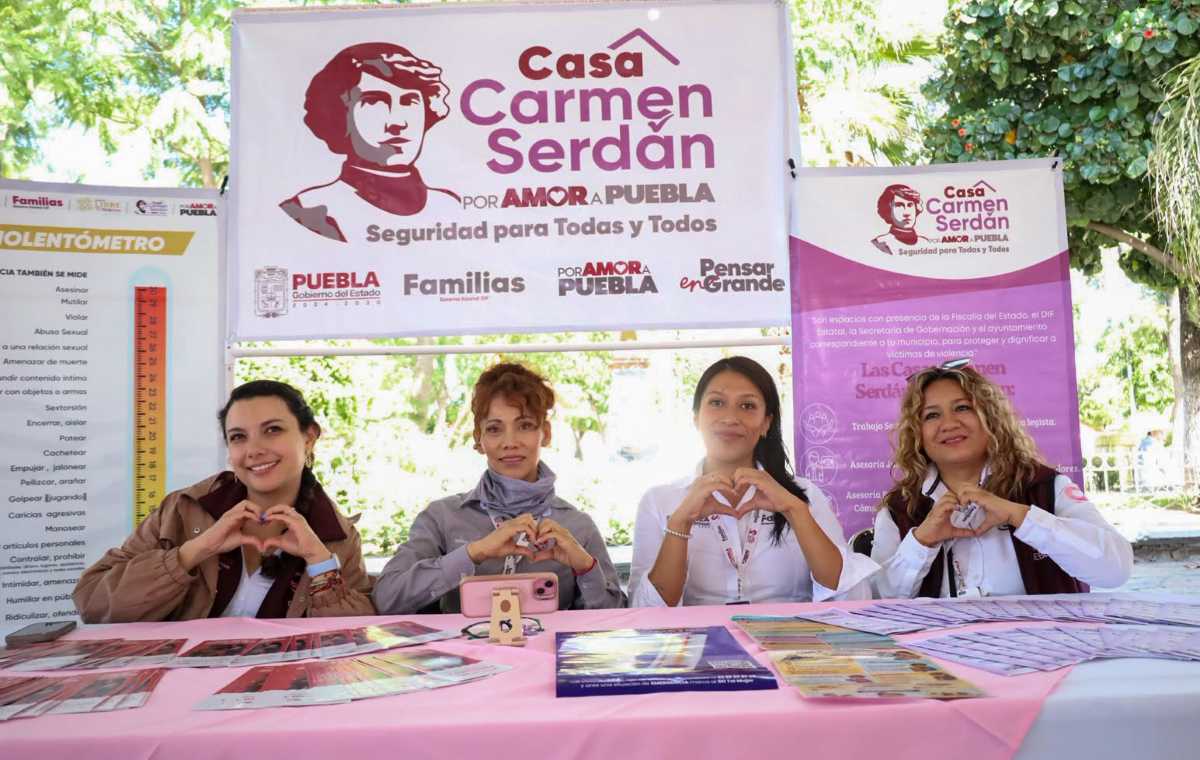Entrega de canastas básicas en la Jornada por Amor a las Familias | Foto: Cortesía