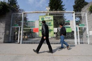Para proteger la integridad de estudiantes, la SEP decidió que se prohíben novatadas en Escuelas Normales de Puebla.