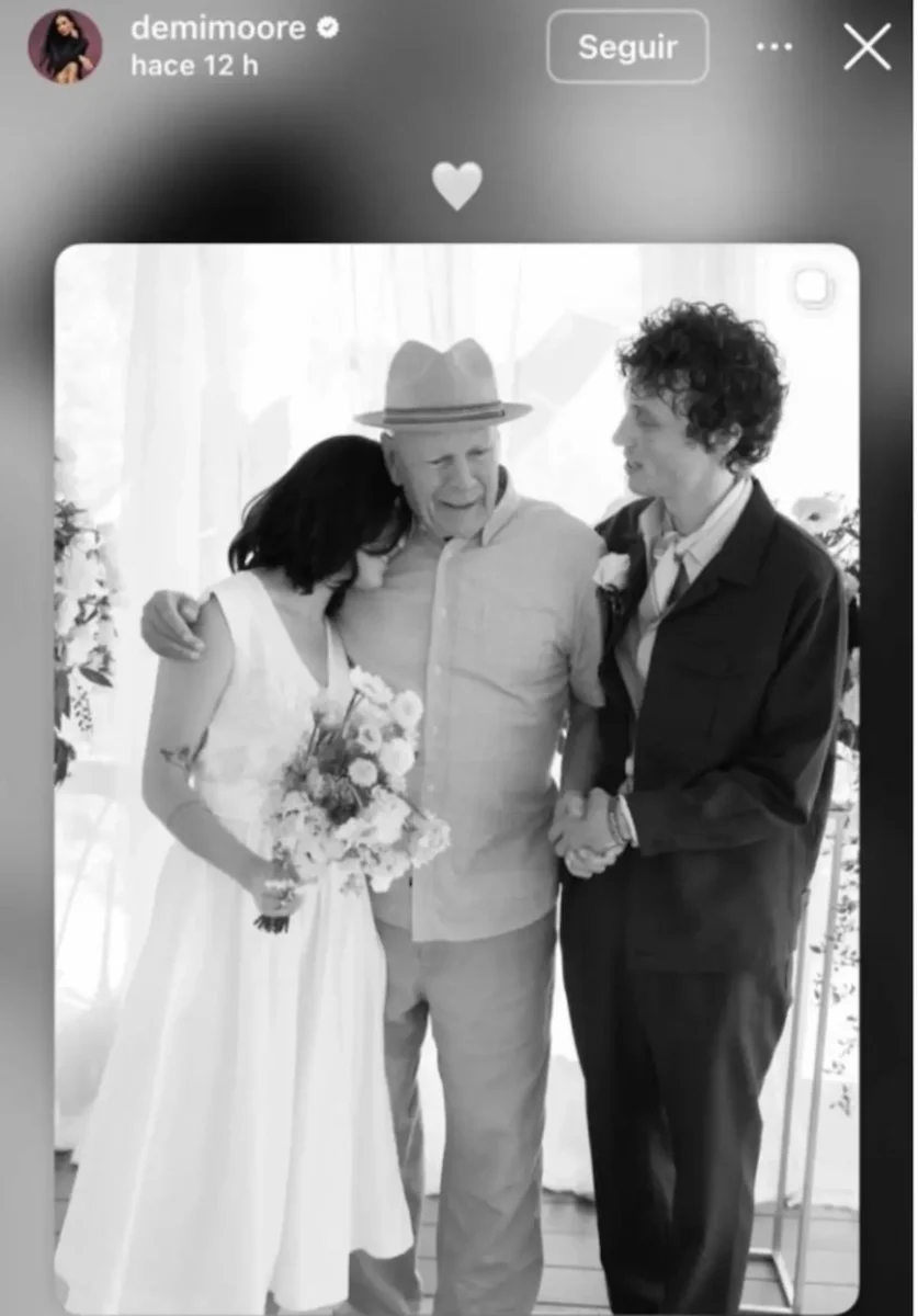 La foto de Bruce Willis en la boda de su hija que conmovió a las redes 2 La foto de Bruce Willis en la boda de su hija que conmovió a las redes