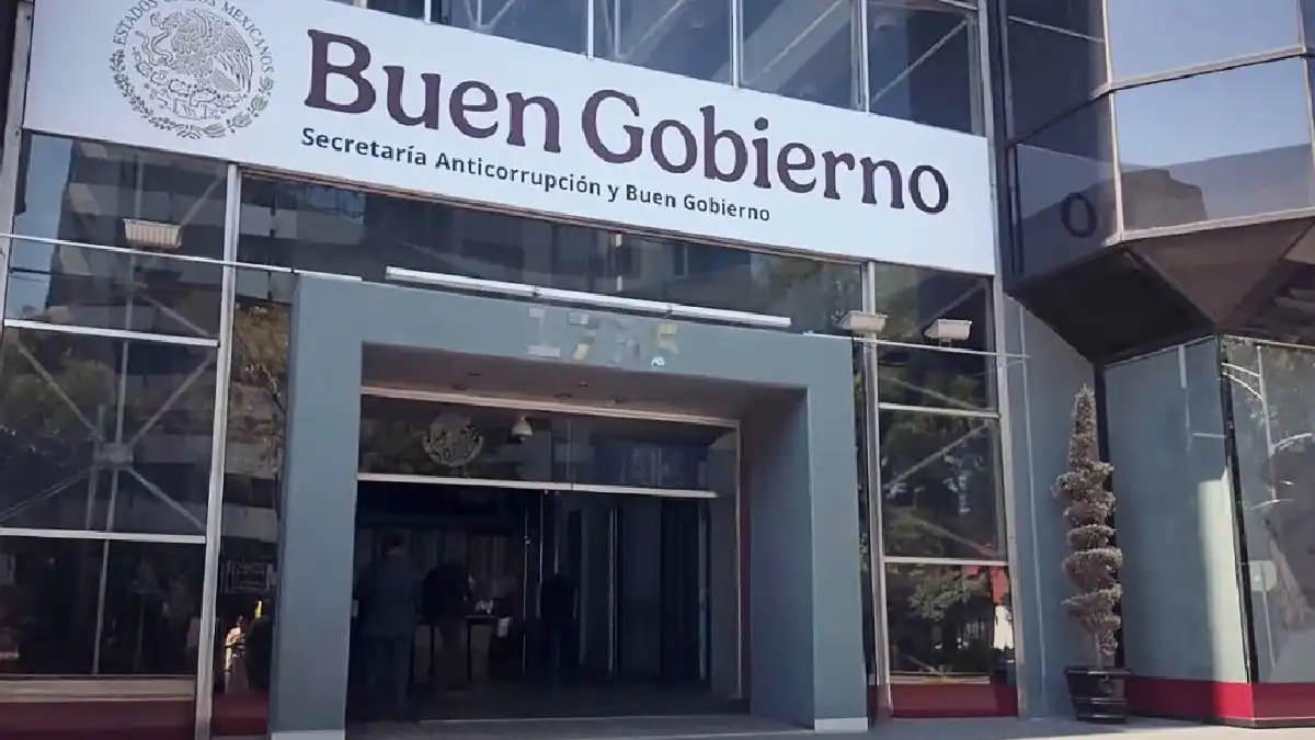 Sancionan a 41 servidores públicos por irregularidades y daños al erario
