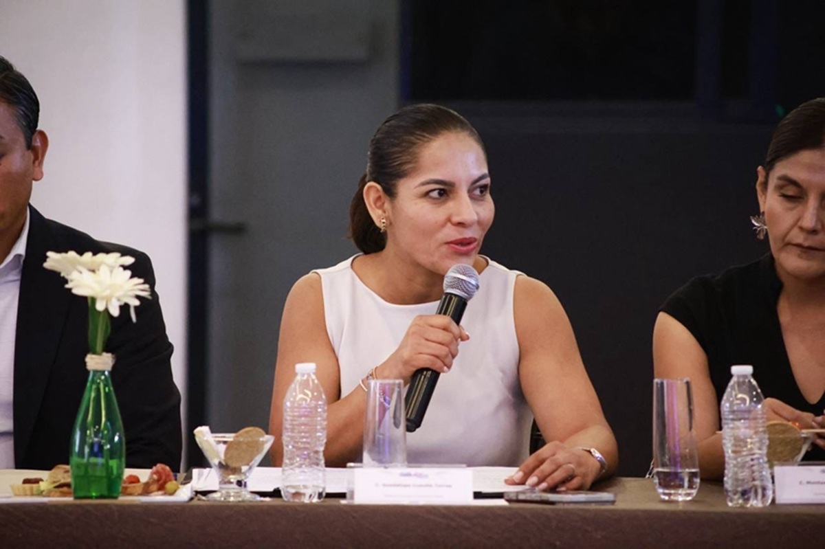 Mantiene Lupita Cuautle diálogo permanente con el sector empresarial
