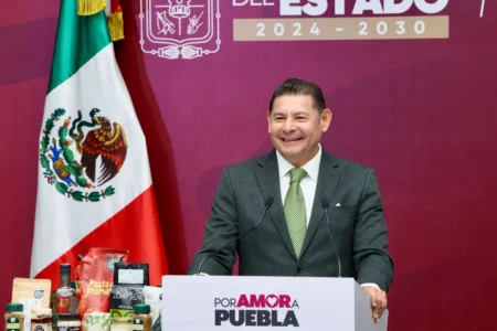 Nuevos vuelos desde Puebla consolidan proyección nacional e internacional de riquezas turísticas