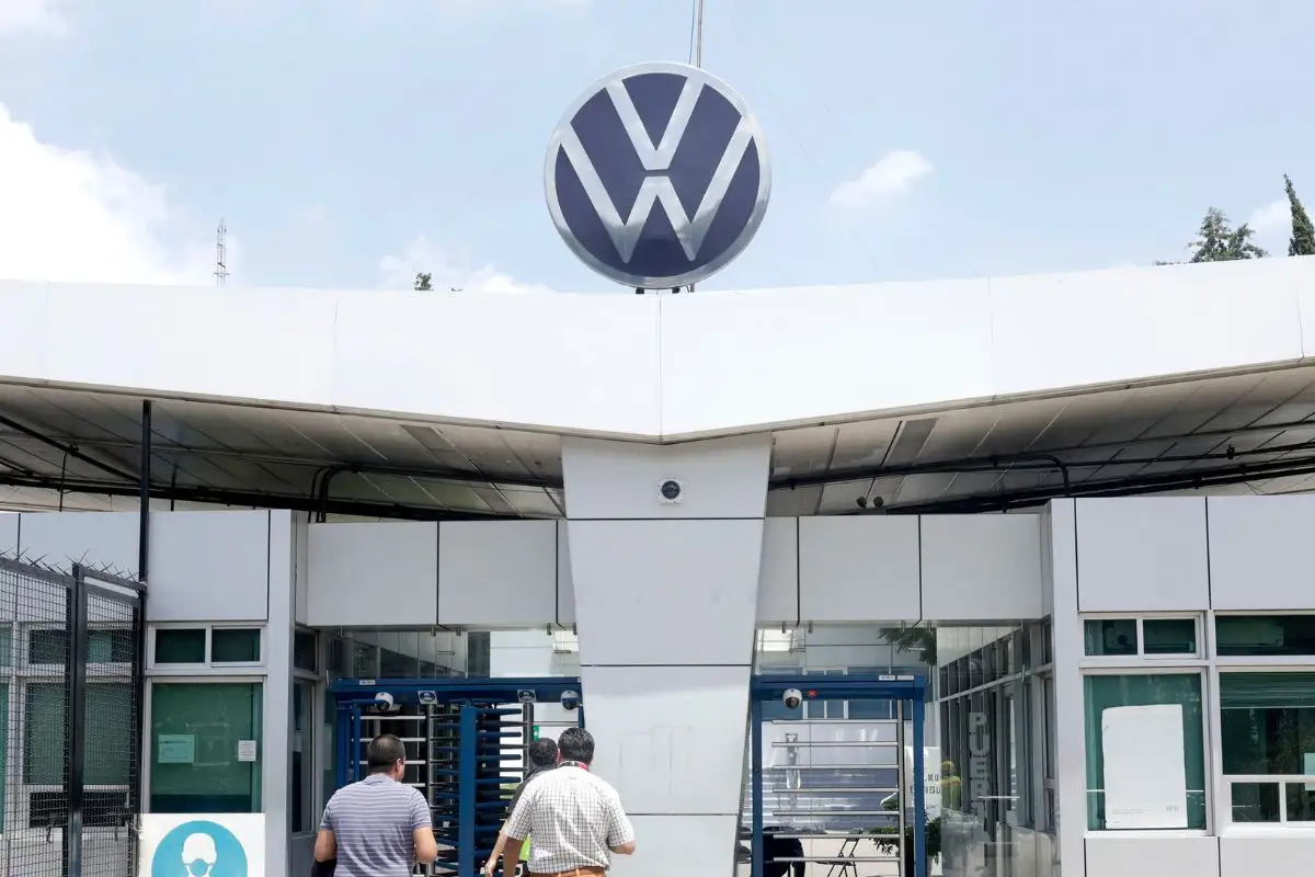 Sindicato de Volkswagen suspende negociaciones salariales