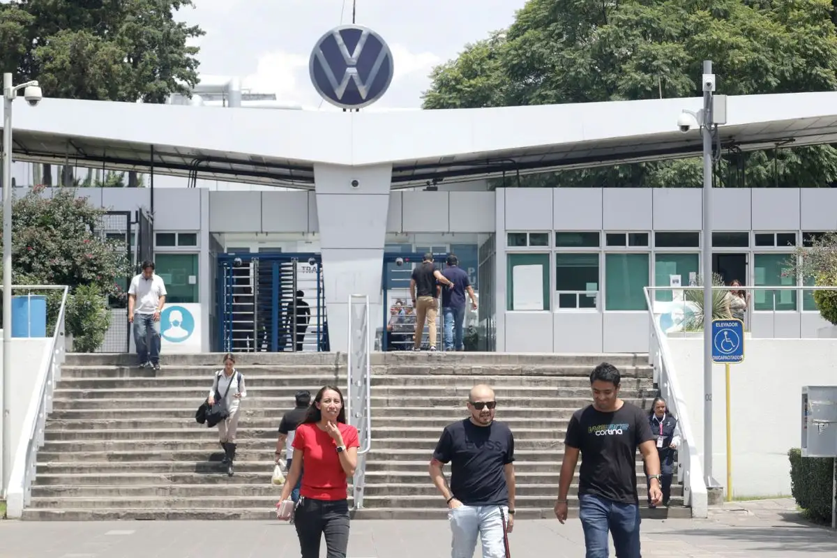 Sindicato de Volkswagen suspende negociaciones salariales
