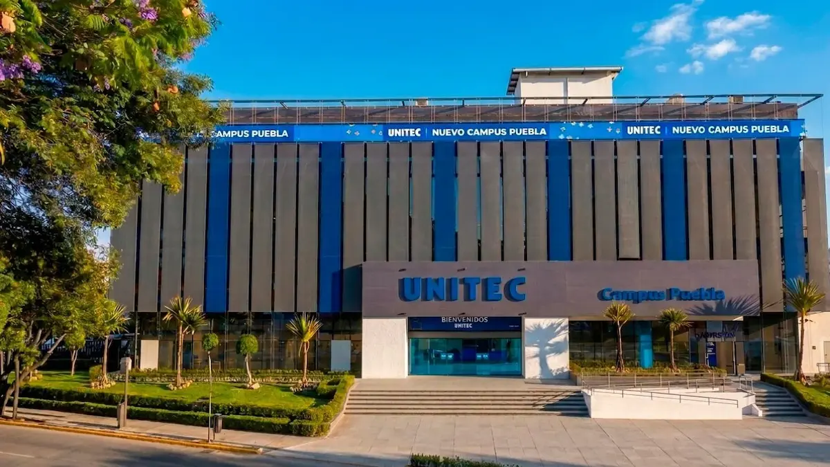 
Esto cuesta la inscripción y colegiaturas en preparatorias privadas de Puebla