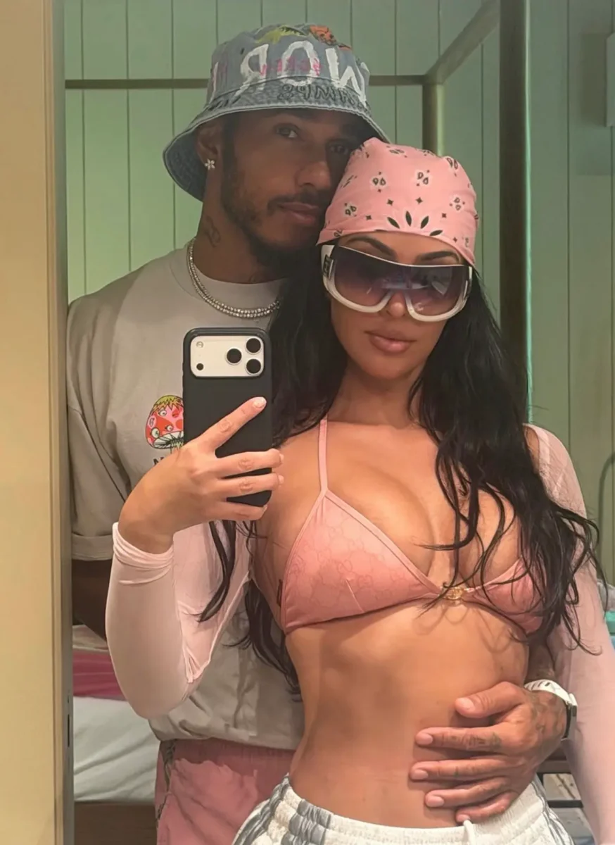 Kim Kardashian y Lewis Hamilton presumen su romance durante vacaciones en Hawái