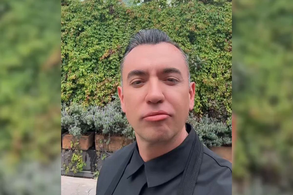 Chile en nogada del Chef Édgar Núñez desata críticas: Le dicen que "así no se hace" 2 Chile en nogada sin capear del chef Édgar Núñez | Foto: Édgar Núñez