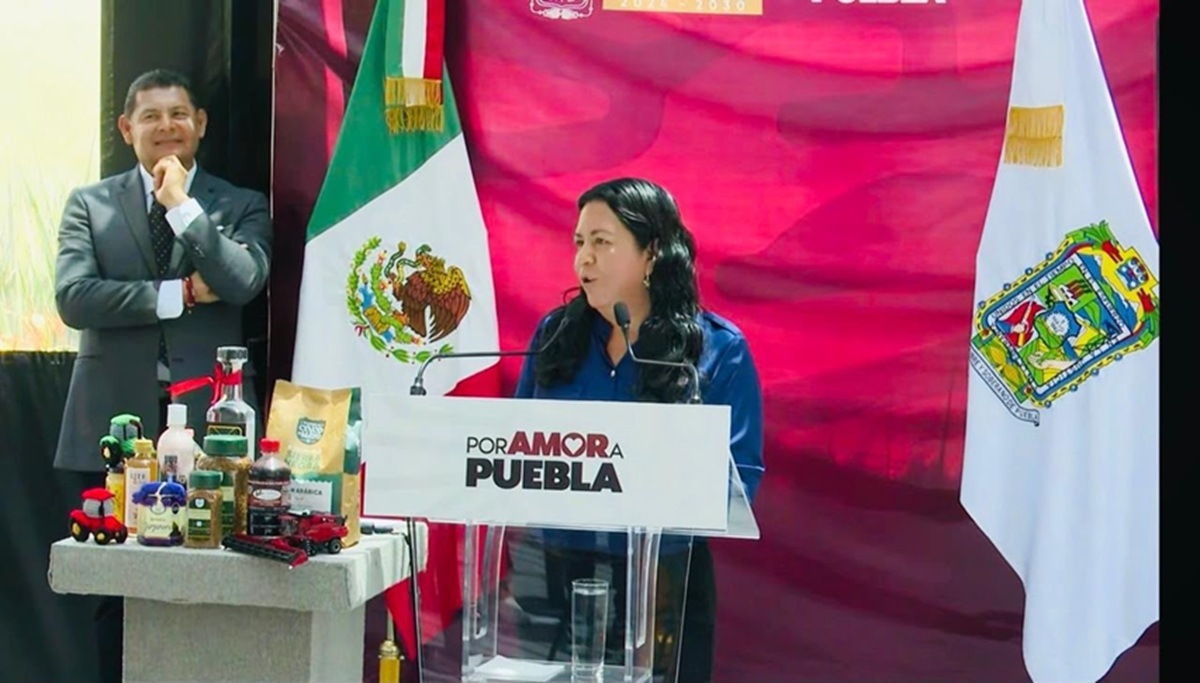 Gobierno estatal transforma campo poblano con maquinaria, valor agregado y riqueza comunitaria