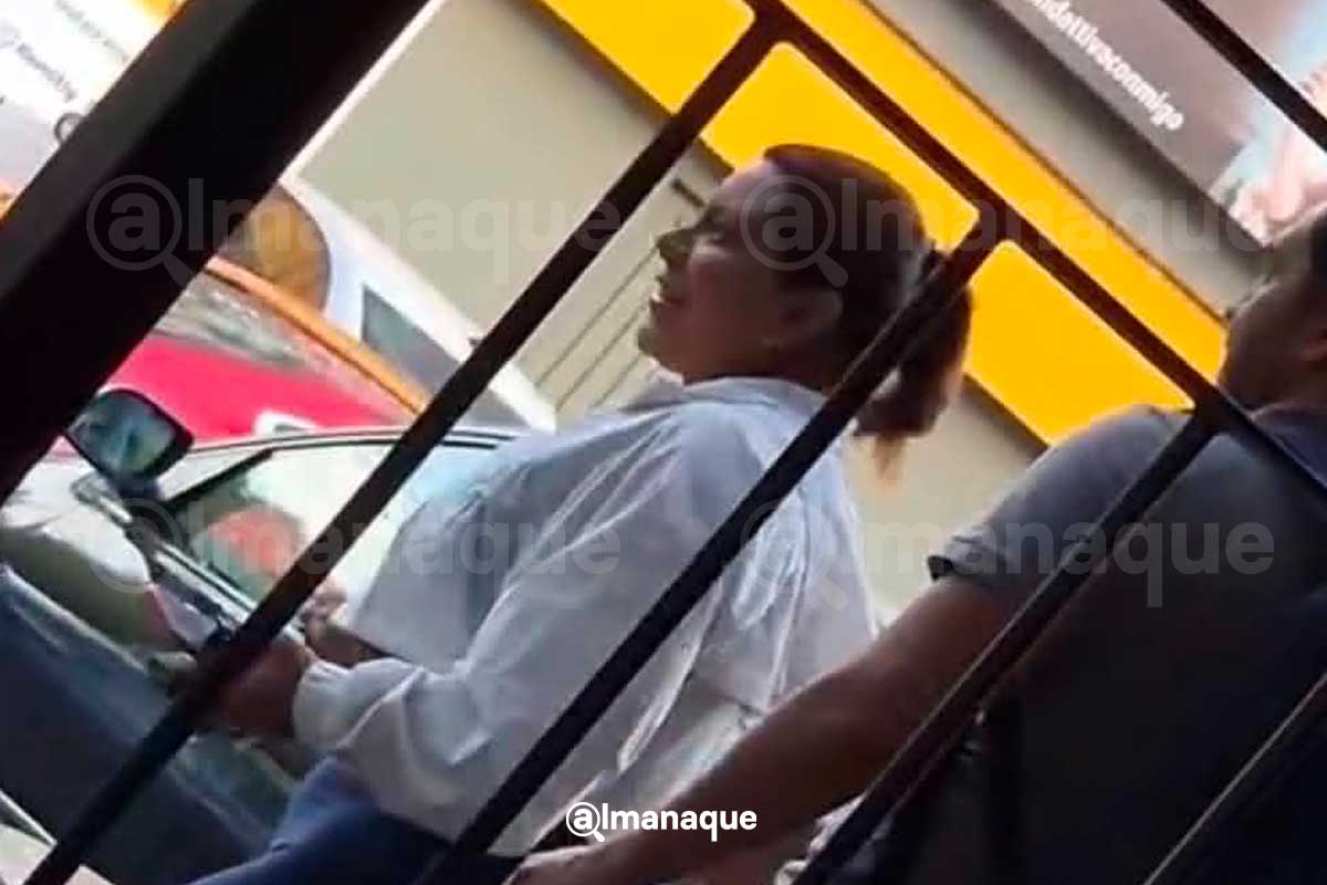 alcaldesa de Acatlán se paseó en Puebla