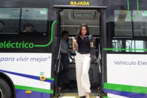 BUAP estrena autobuses eléctricos para el Sistema de Transporte Universitario | Foto: BUAP
