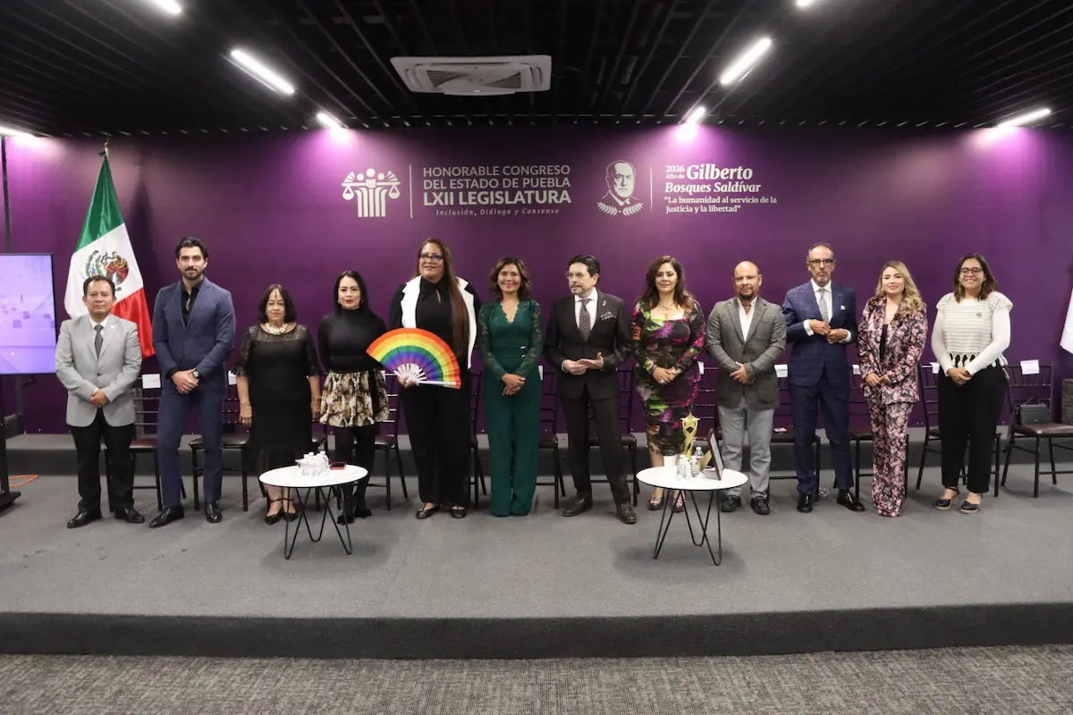 Congreso de Puebla reconoce a Pepillo Origel