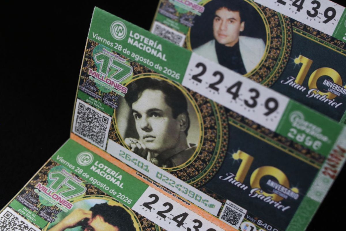 Billete de Juan Gabriel de la Lotería Nacional | Foto: Cortesía