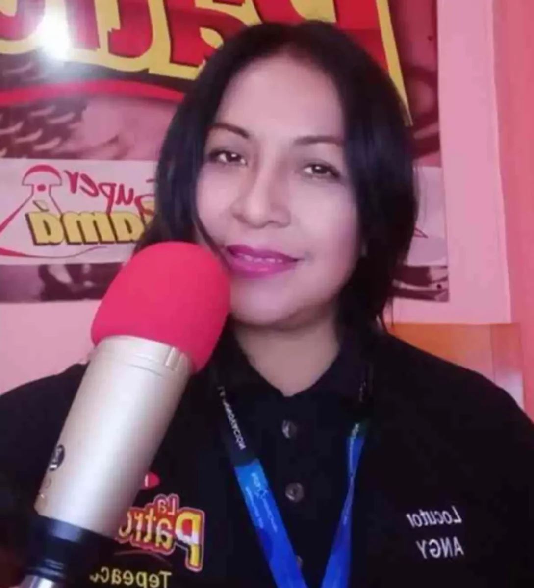 Desaparece Angy, locutora de Tepeaca; fue vista por última vez en paradero de RUTA 2 Desaparece en Puebla locutora de Tepeaca de La Patrona 91.9