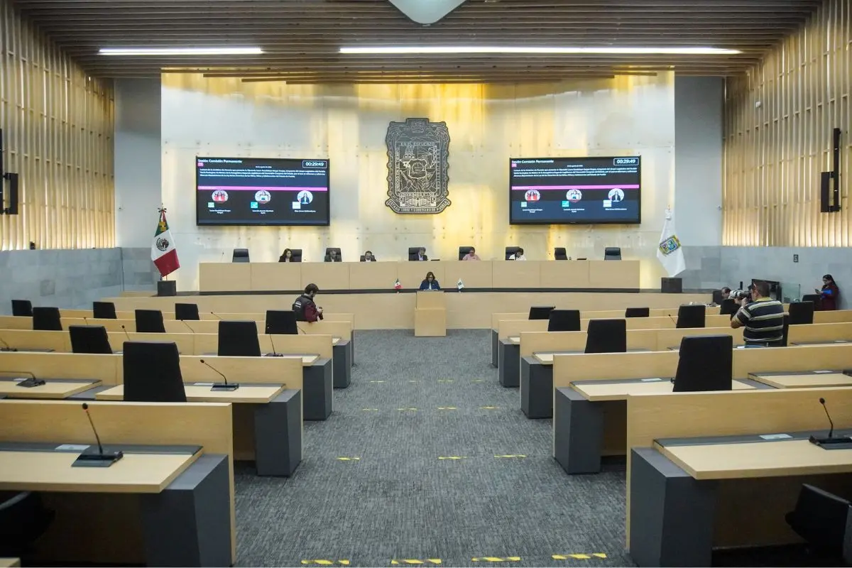 Prevén que diputados de Puebla pidan licencia hasta 2027