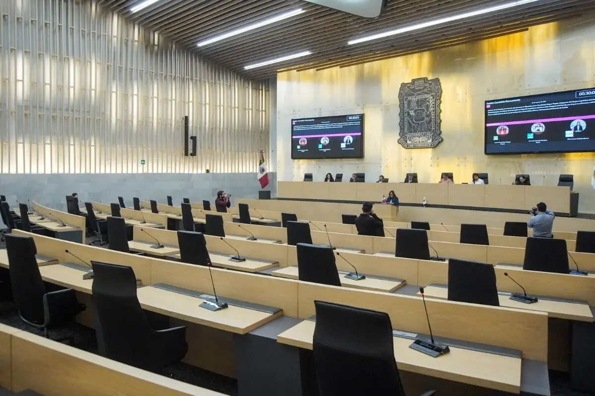 Prevén que diputados de Puebla pidan licencia hasta 2027